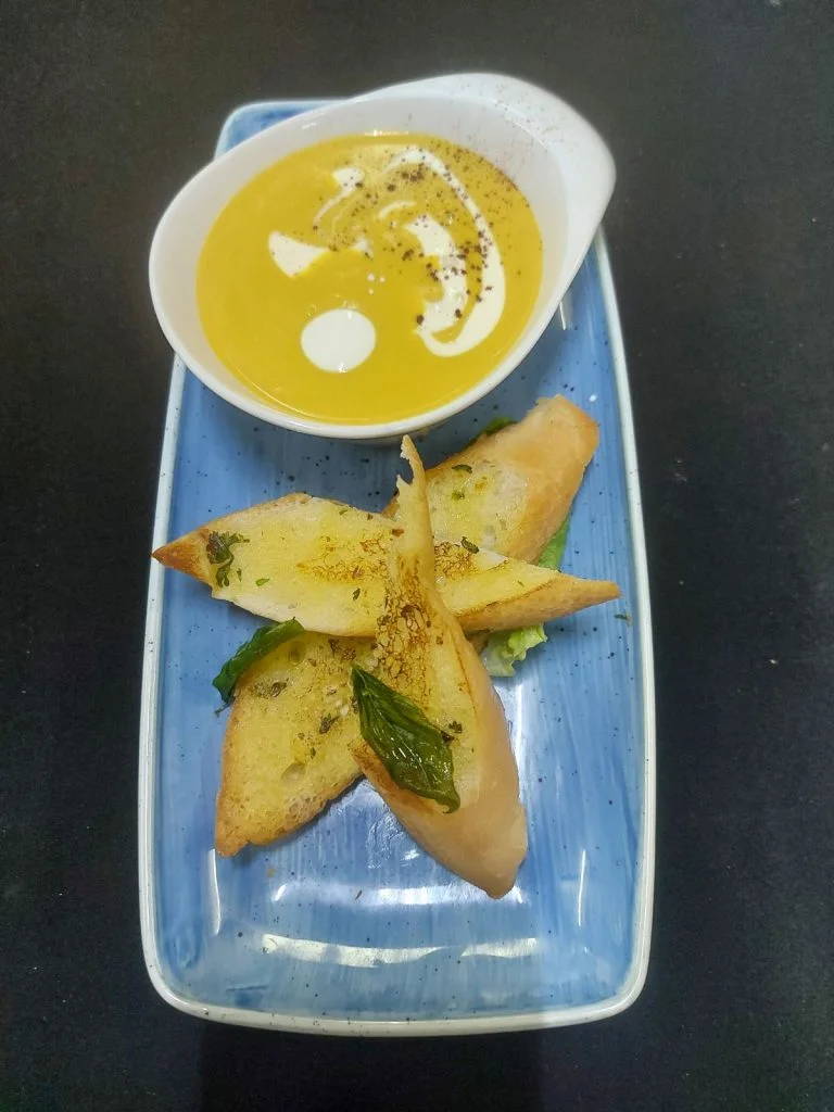 butternut-squash-soup-a-768x1024