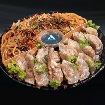 Yakiudon-Gyoza-348x464-1